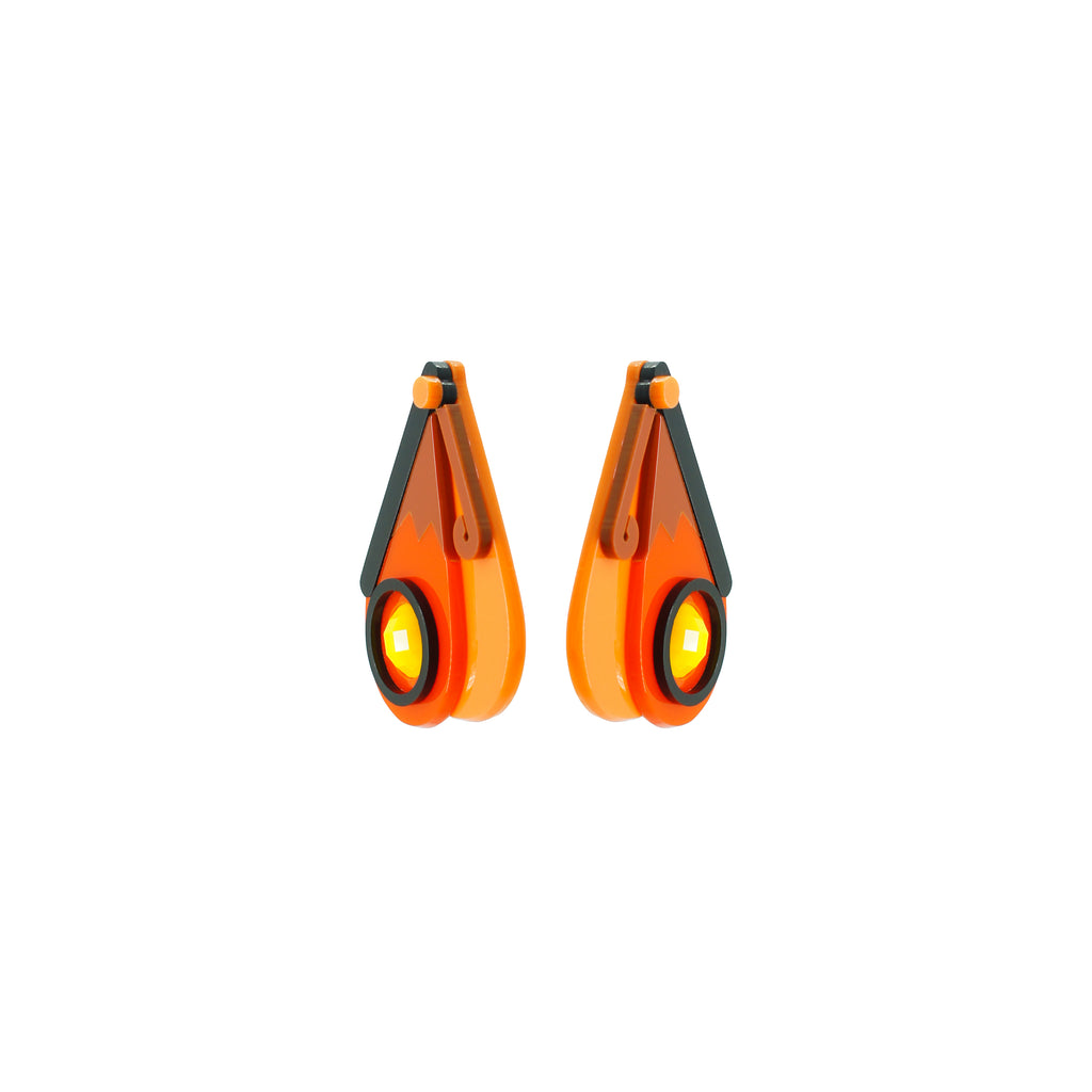 SHORT BUTTERFLY EARRING