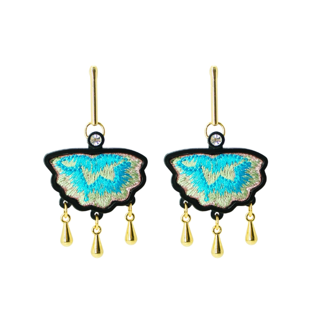 EMBROIDERED FLOWER EARRING