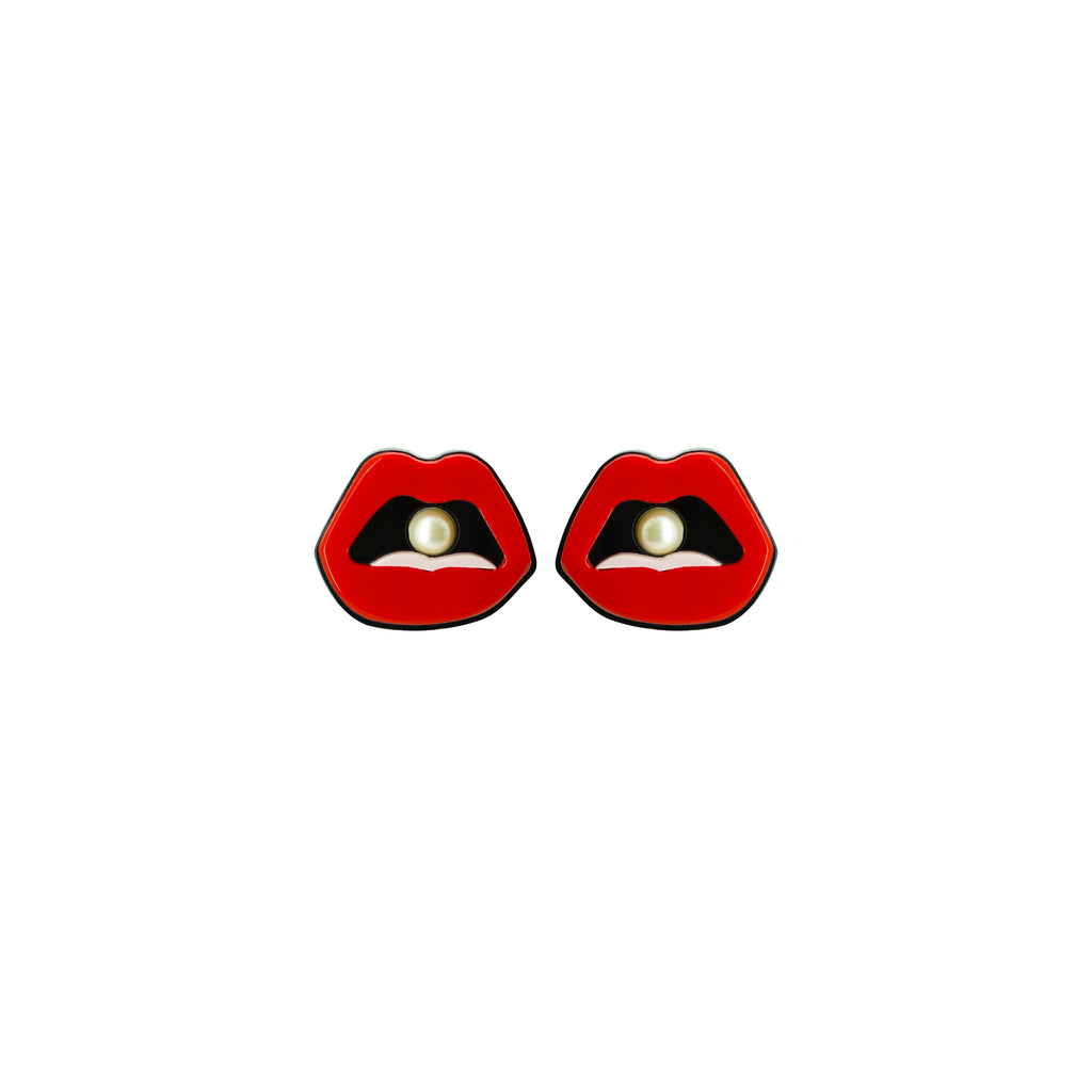 PEARL MOUTH EARRING