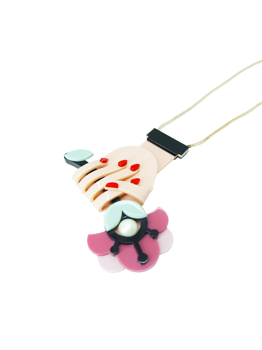 LONG NECKLACE HAND AND FLOWER