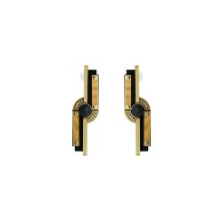 EARRING ROTATES